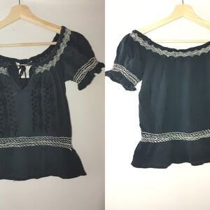 Trina Turk Blue White Cotton Top Shirt Small S Boho Smocked Y2K Celeb Style Brit